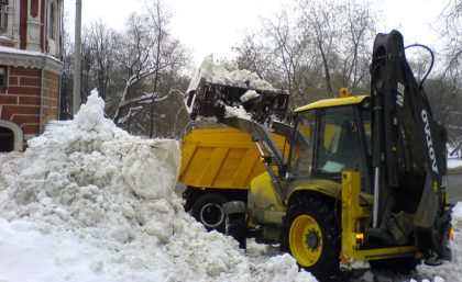 Технику используют для уборки снега в районе 